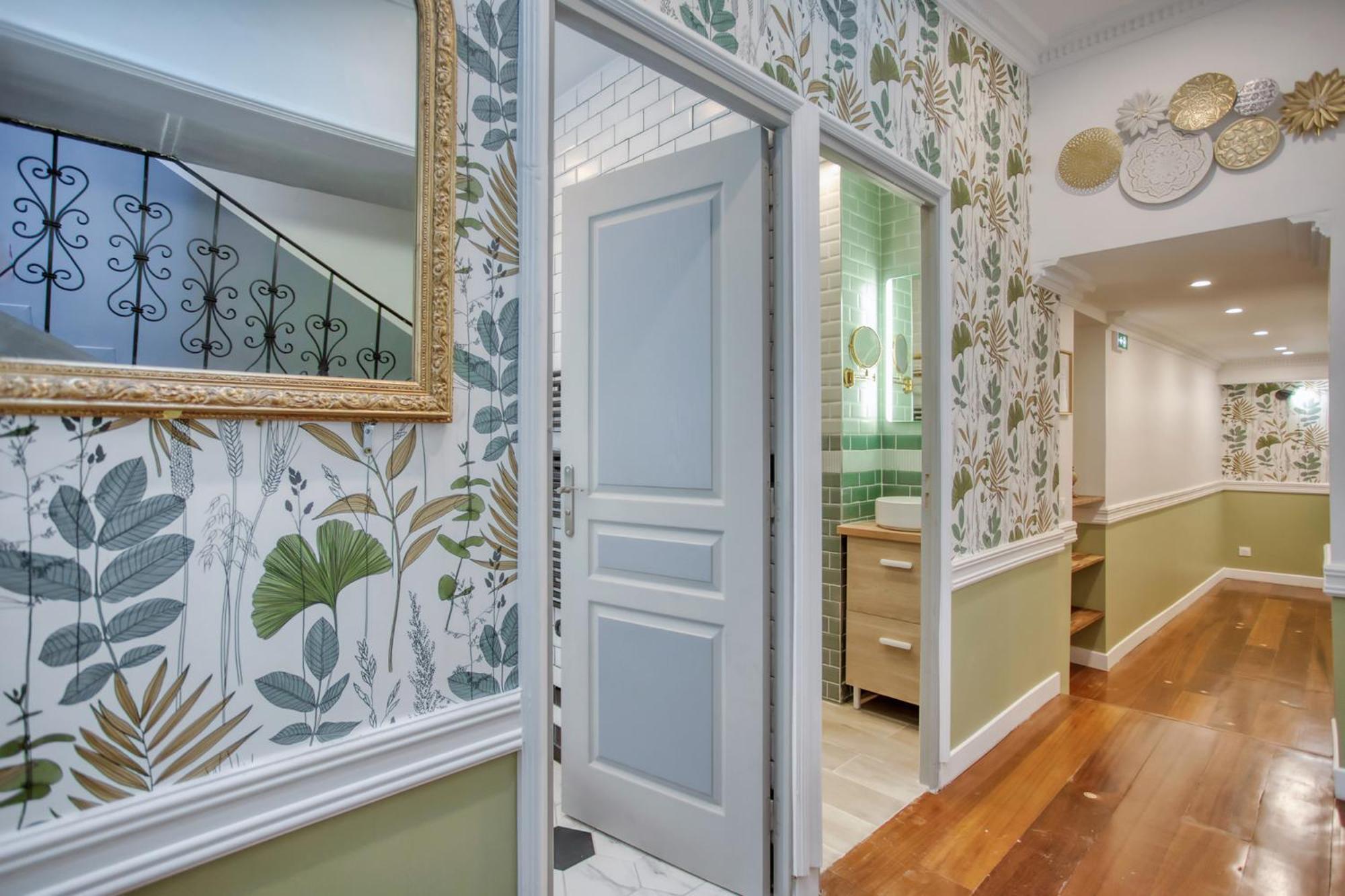 Elegant Triplex In Paris - Ideal For 10 - Aircon Exterior photo